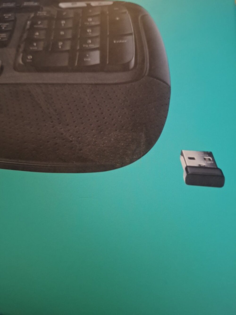 Logitech K350 Wireless Comfort Wave Ergonomic Keyboard